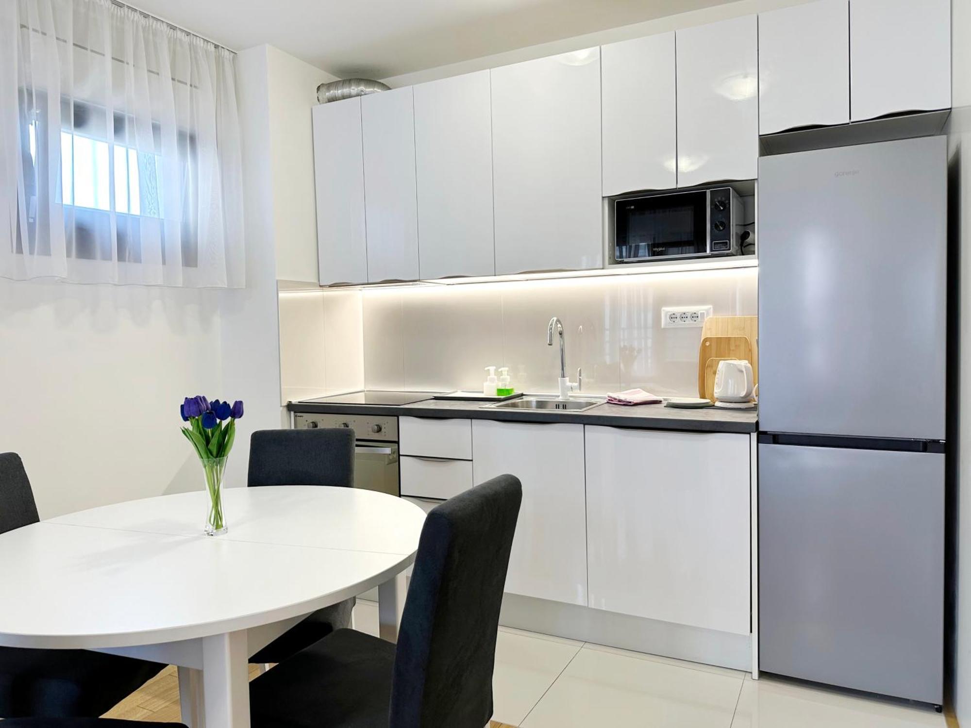 S'akvarel 1 - Private Garage Apartman Split