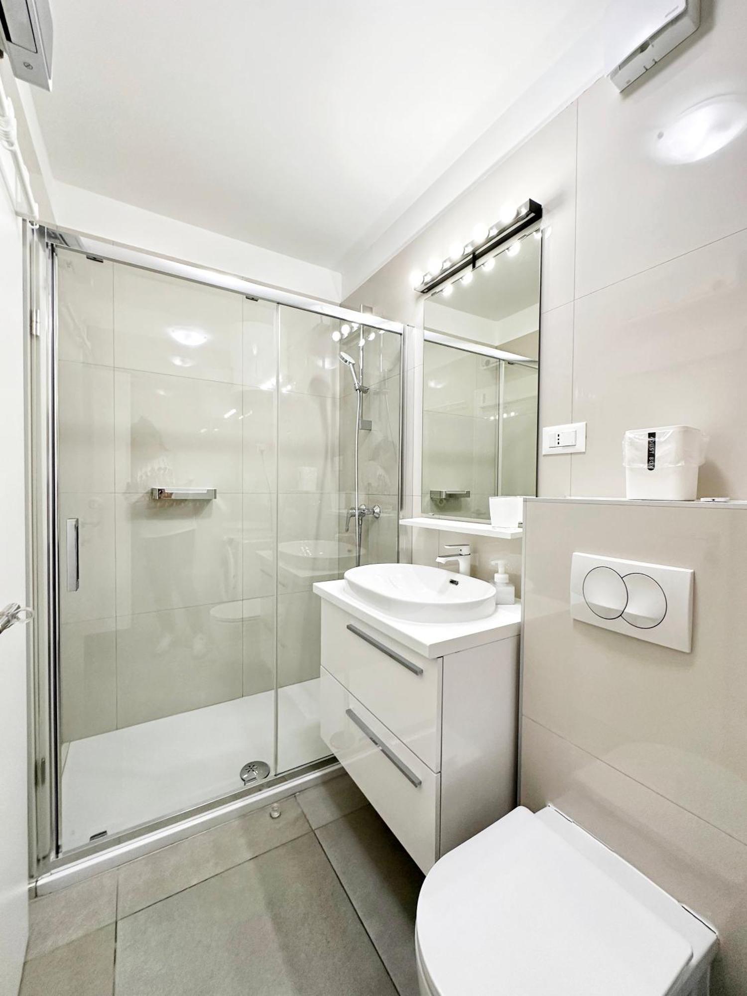 Apartman S'akvarel 1 - Private Garage Split